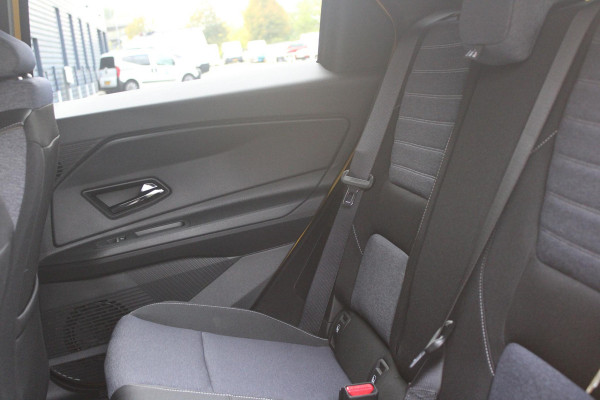 Renault 5 COMFORT RANGE TECHNO 150PK 52 kWh *NIEUWE AUTO!* | PACK WINTER TECHNO: (ELEKTRISCH VERWARMBARE VOORSTOELEN, ELEKTRISCH VERWARMBAAR STUURWIEL, BESTUUDERSSTOEL MET ELEKTRSCH VERSTELBARE LENDESTEUN, IN HOOGTE VERSTELBARE PASSAGIERSSTOEL) | LICHTMETALEN VELGEN 18" | ADAPTIVE CRUISE CONTROL | FULL LED KOPLAMPEN MET FRANSE VLAG | ELEKTRTISCH INKLABARE EN VERWARMBARE BUITENSPIEGELS | ACHTERUITRIJ CAMERA | SFEER VERLICHTING | GOOGLE MAPS NAVIGATIE | DRAADLOZE TELEFOONLADER | PRIVACY GLASS | 100KW SNELLAAD FUNCTIE | DRAADLOZE APPLE CARPLAY/ANDROID AUTO | DAB+ RADIO | SFEER VERL