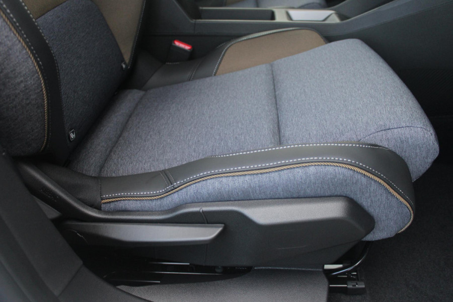 Renault 5 COMFORT RANGE TECHNO 150PK 52 kWh *NIEUWE AUTO!* | PACK WINTER TECHNO: (ELEKTRISCH VERWARMBARE VOORSTOELEN, ELEKTRISCH VERWARMBAAR STUURWIEL, BESTUUDERSSTOEL MET ELEKTRSCH VERSTELBARE LENDESTEUN, IN HOOGTE VERSTELBARE PASSAGIERSSTOEL) | LICHTMETALEN VELGEN 18" | ADAPTIVE CRUISE CONTROL | FULL LED KOPLAMPEN MET FRANSE VLAG | ELEKTRTISCH INKLABARE EN VERWARMBARE BUITENSPIEGELS | ACHTERUITRIJ CAMERA | SFEER VERLICHTING | GOOGLE MAPS NAVIGATIE | DRAADLOZE TELEFOONLADER | PRIVACY GLASS | 100KW SNELLAAD FUNCTIE | DRAADLOZE APPLE CARPLAY/ANDROID AUTO | DAB+ RADIO | SFEER VERL