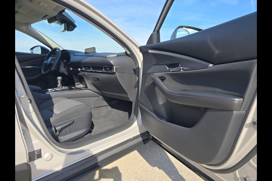 Mazda CX-30 2.5 e-SkyActiv-G Homura - 150 Pk - Mild Hybrid - ParkeerCamera - Stoelverwarming - Navi