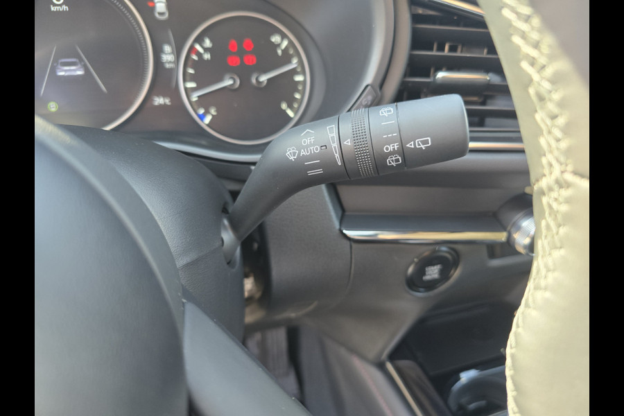 Mazda CX-30 2.5 e-SkyActiv-G Homura - 150 Pk - Mild Hybrid - ParkeerCamera - Stoelverwarming - Navi