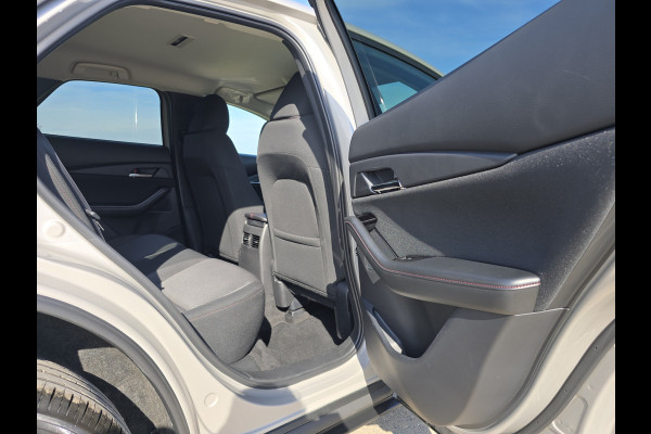 Mazda CX-30 2.5 e-SkyActiv-G Homura - 150 Pk - Mild Hybrid - ParkeerCamera - Stoelverwarming - Navi