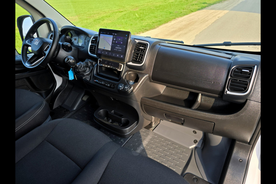 Fiat Ducato 35 2.2 MultiJet L2H2 - 140 Pk - Euro 6 - Groot Scherm - Navi - ParkeerCamera - Airco - Cruise Control