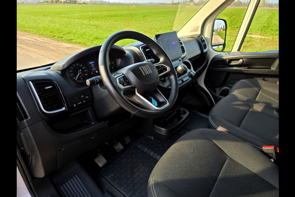 Fiat Ducato 35 2.2 MultiJet L2H2 - 140 Pk - Euro 6 - Groot Scherm - Navi - ParkeerCamera - Airco - Cruise Control
