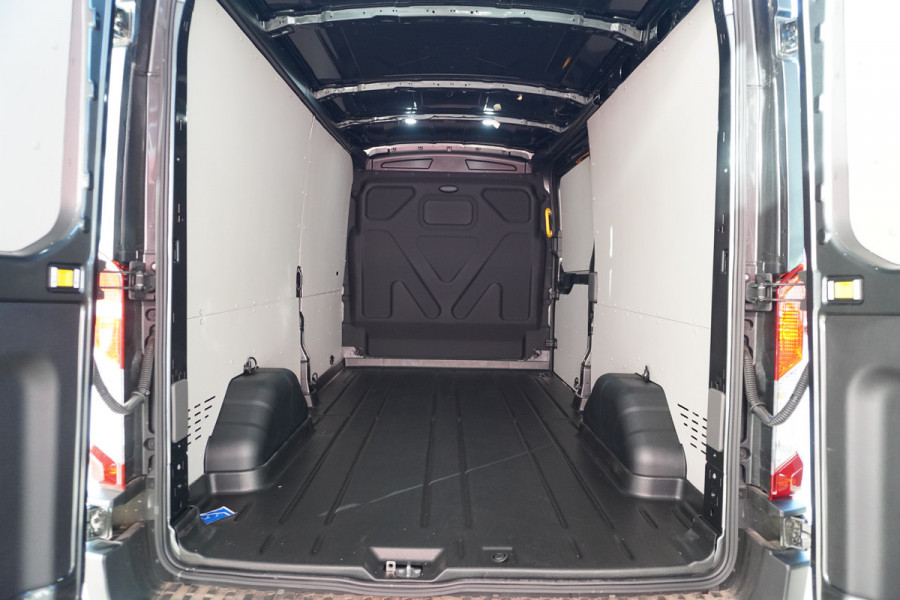 Ford Transit 350L 2.0 TDCI 165PK L3H2 Limited Automaat nr.V113 | Airco | Adap.Cruise | 360 Camera | Navi | Trekhaak