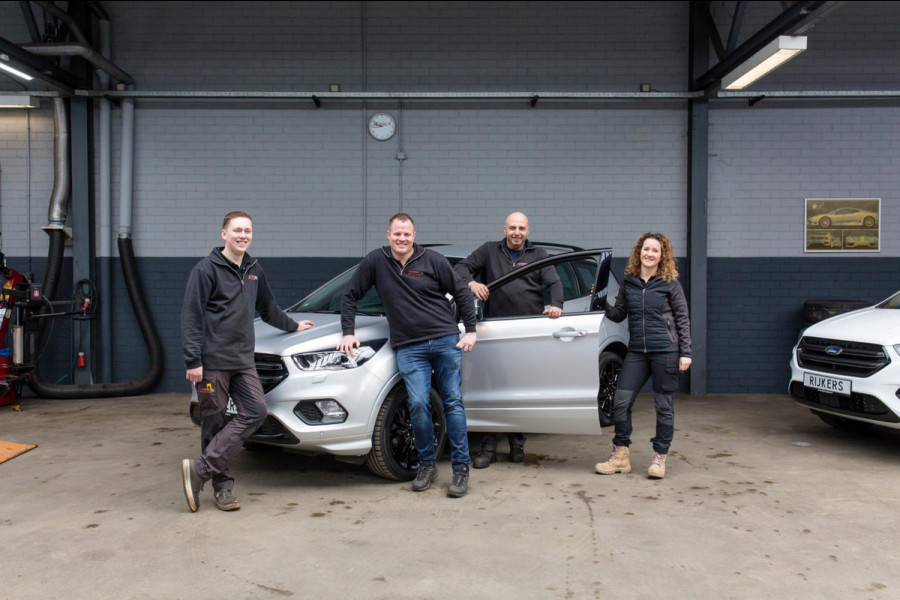 Mazda CX-5 2.0 SkyActiv-G 160 GT-M 4WD Trekhaak 2000kg Trekgewicht,Bose,Stoel+stuur verwarming,Blis,Actieve Cruise Control