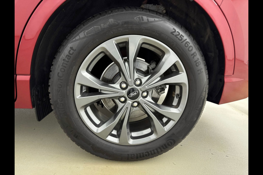 Ford Kuga 1.5 EcoBoost ST-Line X 150pk, 29dkm,1800kg Trekgewicht,CameraV+A,Winterpack