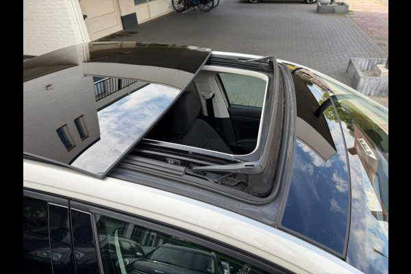 Volkswagen Polo 1.0 TSI R-Line,Panoramadak,Virtual,NL auto,Apple Carplay,Camera,Cruise Control