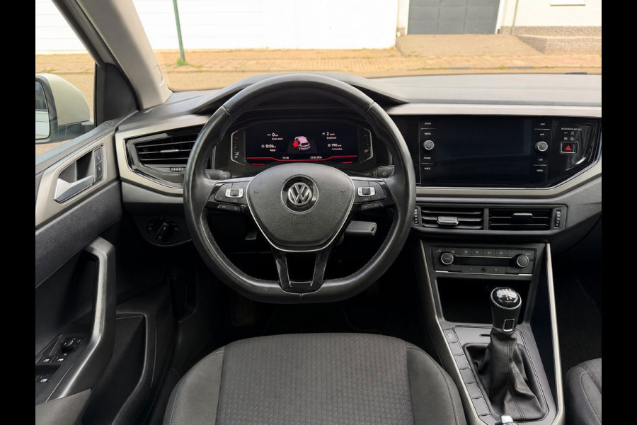 Volkswagen Polo 1.0 TSI R-Line,Panoramadak,Virtual,NL auto,Apple Carplay,Camera,Cruise Control