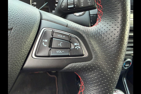 Ford EcoSport 1.0 EcoBoost ST-Line,Vewarmde Stoelen+stuur,Apple Carplay,Navigatie,Camera, Cruise Control