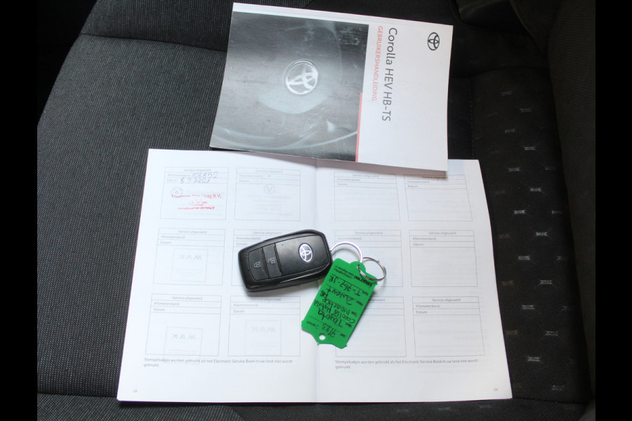 Toyota Corolla Hybrid 140 Active CARPLAY | ADAPCRUISE | CAMERA | LED | LMV16 | NAVI | DAB | CLIMATE