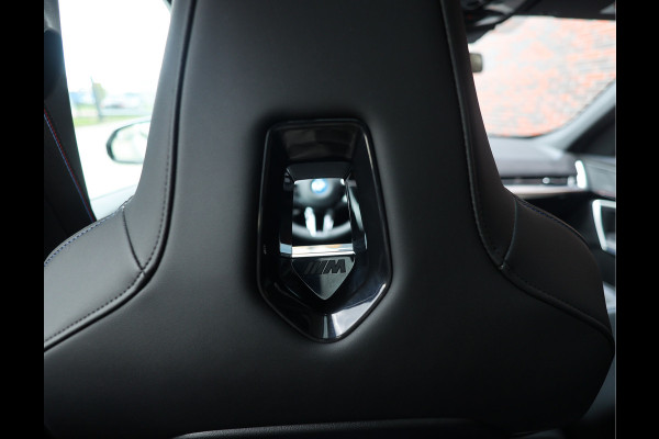 BMW X1 30e xDrive | Pano - Trekhaak - HUD