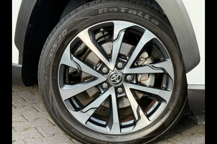Toyota Corolla Cross Hybrid 200 Dynamic | ACC | Navi | Camera | Keyless | 18 inch