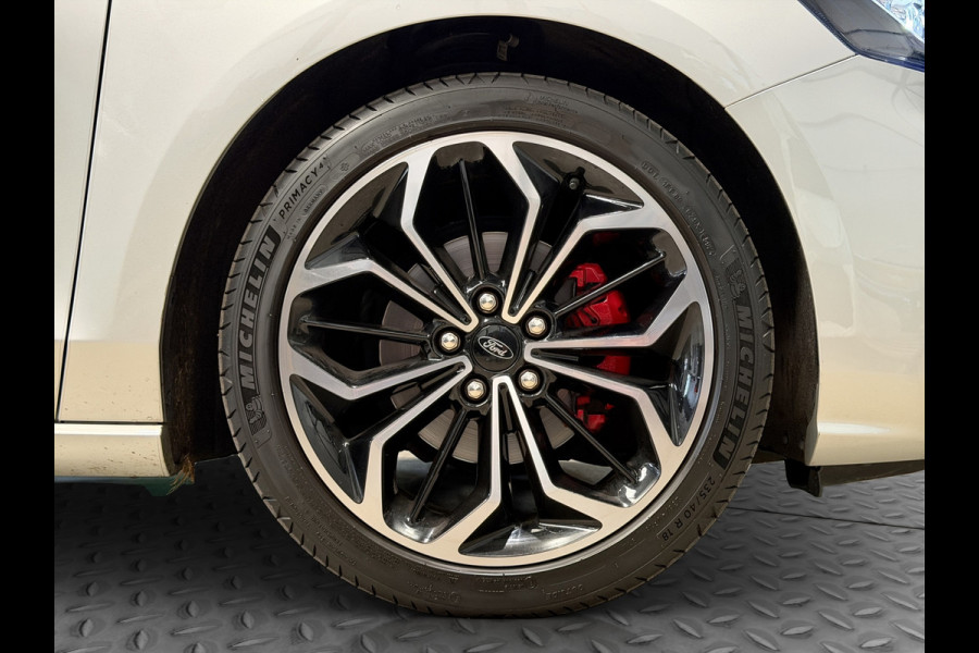 Ford Focus 1.5 EcoBoost ST Line X 183PK|PPF|B&O|Keyless|HUD|Carplay|ACC|