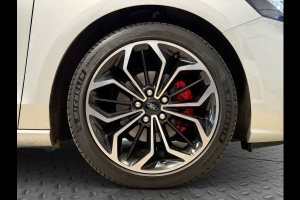 Ford Focus 1.5 EcoBoost ST Line X 183PK|PPF|B&O|Keyless|HUD|Carplay|ACC|