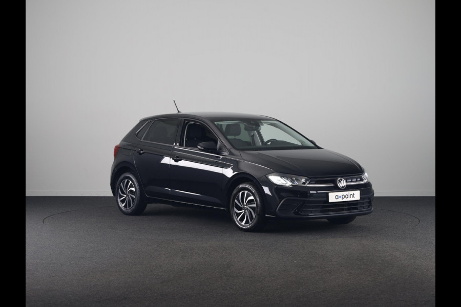 Volkswagen Polo 1.0 TSI Life 95 pk | Navigatie via App | Parkeersensoren | Adaptieve cruise control | LED koplampen | Apple Carplay/Android Auto |