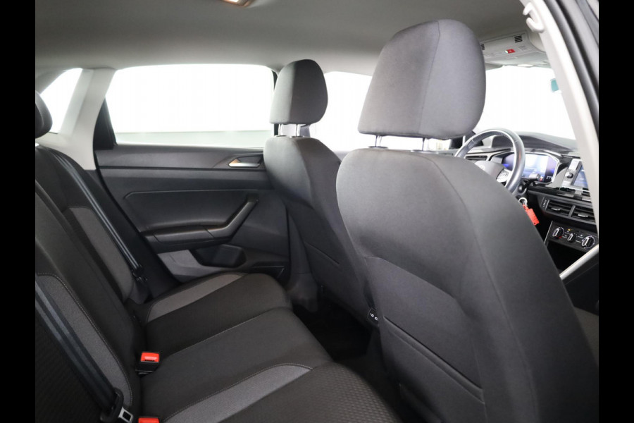 Volkswagen Polo 1.0 TSI Life 95 pk | Navigatie via App | Parkeersensoren | Adaptieve cruise control | LED koplampen | Apple Carplay/Android Auto |