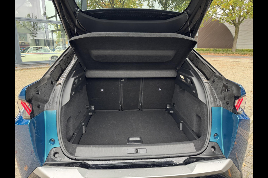 Peugeot E-3008 GT 73 kWh SOH 97%| WARMTEPOMP | 360° CAMERA| | KEYLESS ENTRY | 14.432KM! | DIGI. DASH| DEALER ONDERHOUDEN | CARPLAY/ ANDROID AUTO| EL.KLEP | STOEL + STUUR VERW. | 12 MND BOVAG GARANTIE