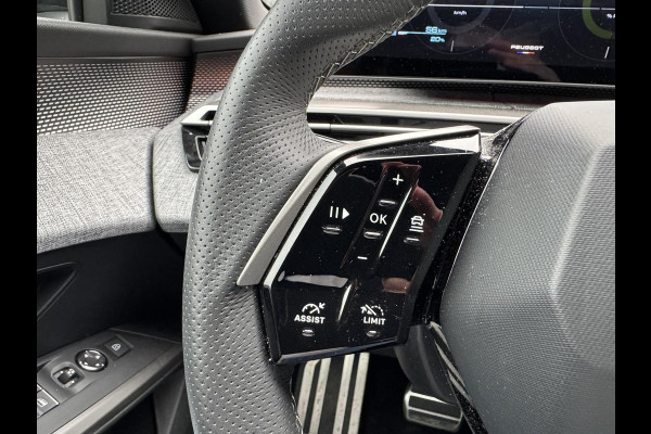 Peugeot E-3008 GT 73 kWh SOH 97%| WARMTEPOMP | 360° CAMERA| | KEYLESS ENTRY | 14.432KM! | DIGI. DASH| DEALER ONDERHOUDEN | CARPLAY/ ANDROID AUTO| EL.KLEP | STOEL + STUUR VERW. | 12 MND BOVAG GARANTIE