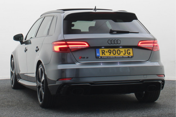Audi RS3 Sportback 2.5 TFSI Quattro Panoramadak, Virtual Cokcpit, Leer, ACC, B&O, Apple CarPlay, Camera, Keyless, 19"