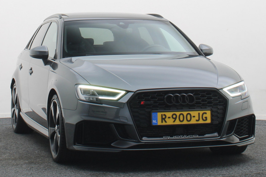 Audi RS3 Sportback 2.5 TFSI Quattro Panoramadak, Virtual Cokcpit, Leer, ACC, B&O, Apple CarPlay, Camera, Keyless, 19"