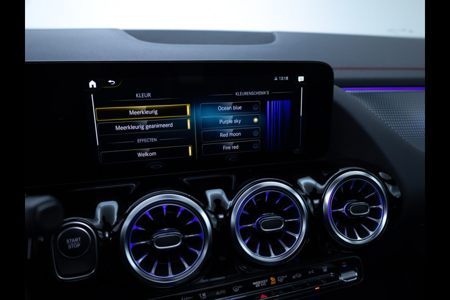 Mercedes-Benz EQA 250 AMG Line 67 kWh | Panoramadak | Camera | Cruise-control | Navigatie | Stoelverwarming | Sfeerverlichting, Elektrische Achterklep, Led High Performance, Apple Carplay/Android Auto