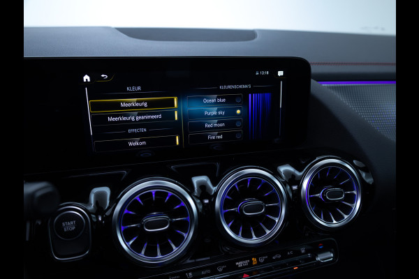 Mercedes-Benz EQA 250 AMG Line 67 kWh | Panoramadak | Camera | Cruise-control | Navigatie | Stoelverwarming | Sfeerverlichting, Elektrische Achterklep, Led High Performance, Apple Carplay/Android Auto