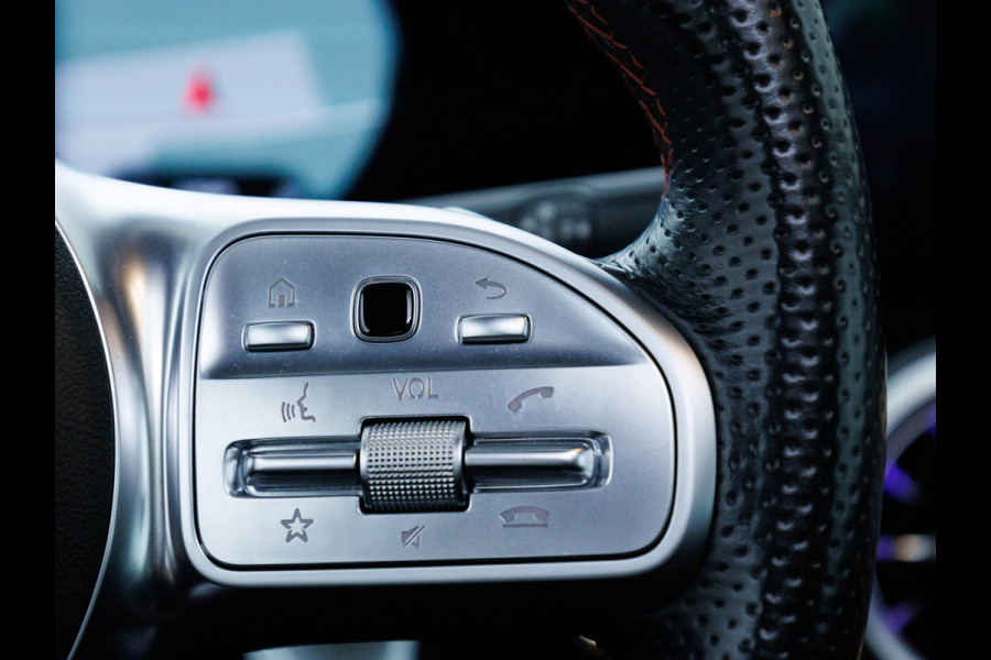 Mercedes-Benz EQA 250 AMG Line 67 kWh | Panoramadak | Camera | Cruise-control | Navigatie | Stoelverwarming | Sfeerverlichting, Elektrische Achterklep, Led High Performance, Apple Carplay/Android Auto