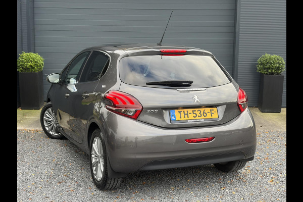Peugeot 208 1.2 PureTech Allure ✓Pano✓Camera✓Carplay✓Navi✓110pk✓Clima✓Cruise✓Lm velgen✓Pdc✓Recent beurt gehad✓5 Deurs✓Weinig km✓N.A.P✓Apk tot 08-2027