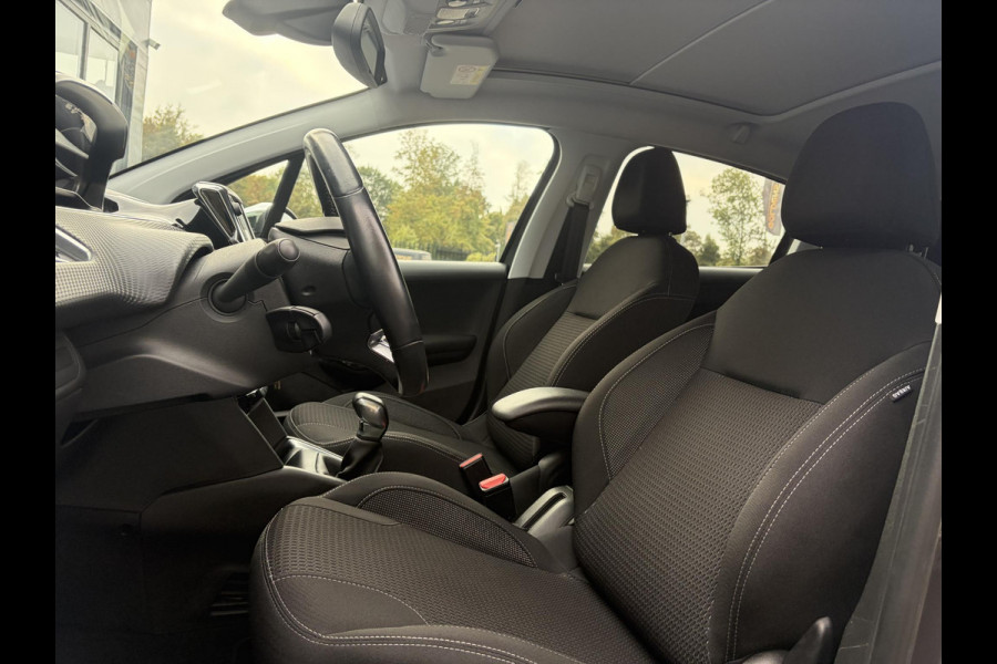 Peugeot 208 1.2 PureTech Allure ✓Pano✓Camera✓Carplay✓Navi✓110pk✓Clima✓Cruise✓Lm velgen✓Pdc✓Recent beurt gehad✓5 Deurs✓Weinig km✓N.A.P✓Apk tot 08-2027