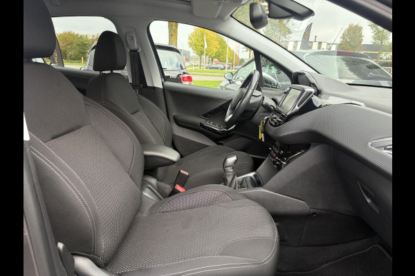 Peugeot 208 1.2 PureTech Allure ✓Pano✓Camera✓Carplay✓Navi✓110pk✓Clima✓Cruise✓Lm velgen✓Pdc✓Recent beurt gehad✓5 Deurs✓Weinig km✓N.A.P✓Apk tot 08-2027