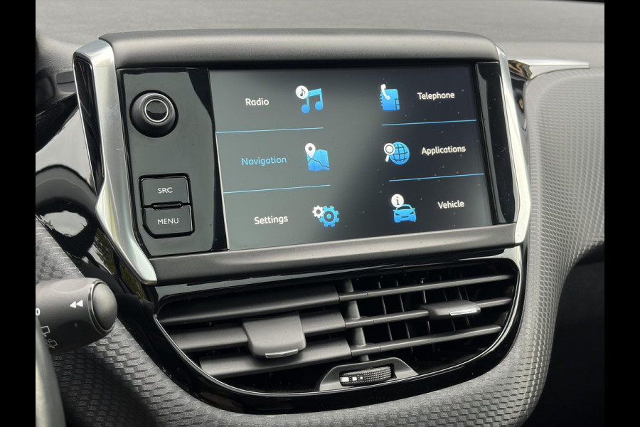 Peugeot 208 1.2 PureTech Allure ✓Pano✓Camera✓Carplay✓Navi✓110pk✓Clima✓Cruise✓Lm velgen✓Pdc✓Recent beurt gehad✓5 Deurs✓Weinig km✓N.A.P✓Apk tot 08-2027