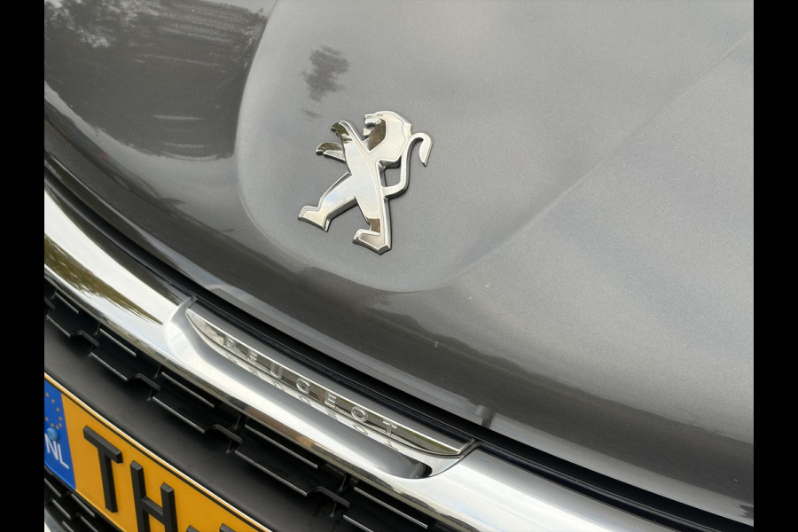 Peugeot 208 1.2 PureTech Allure ✓Pano✓Camera✓Carplay✓Navi✓110pk✓Clima✓Cruise✓Lm velgen✓Pdc✓Recent beurt gehad✓5 Deurs✓Weinig km✓N.A.P✓Apk tot 08-2027