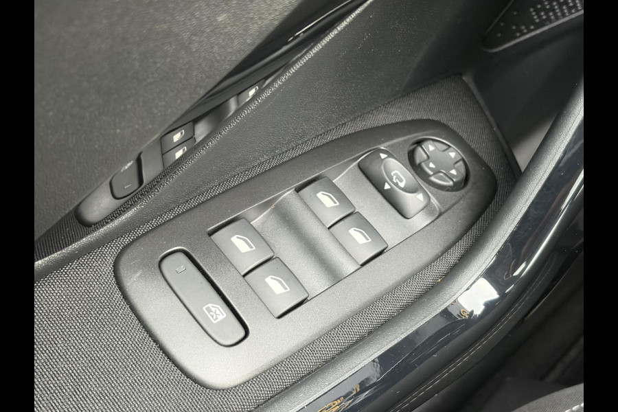 Peugeot 208 1.2 PureTech Allure ✓Pano✓Camera✓Carplay✓Navi✓110pk✓Clima✓Cruise✓Lm velgen✓Pdc✓Recent beurt gehad✓5 Deurs✓Weinig km✓N.A.P✓Apk tot 08-2027