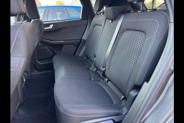 Ford Kuga 2.5 PHEV Titanium 243pk | Wegklapbare trekhaak | Winter Pack | Adaptive cruise control | 360 graden camera | Reservewiel