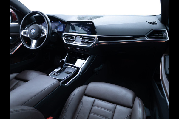 BMW 3 Serie Touring 320e Business Edition Plus | Camera | PDC V+A | Elec. achterklep | Cruise | Navigatie pro | Afn.Trekhaak Apple carplay/Android auto, Lederen bekleding, 18"LMV