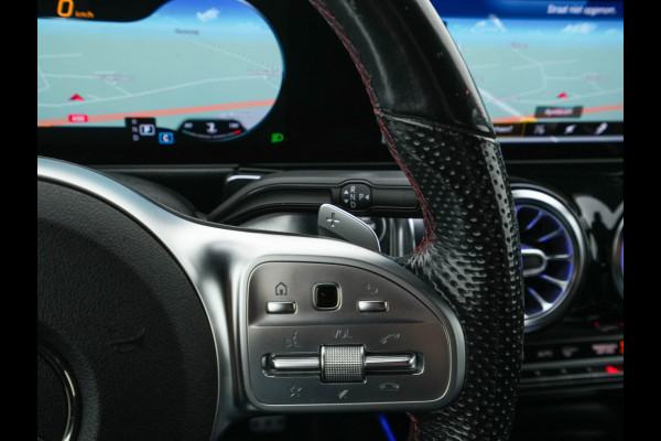 Mercedes-Benz Glb 180 d Premium Plus (INCL. BTW) Aut. *TOWBAR | LEATHER-MICROFIBRE | FULL-LED | AMBIENTLIGHT | WIDE-COCKPIT | HEATED-SPORTSEATS | KEYLESS | NAVI-FULLMAP | ECC | SHIFTPADDLES | PDC | CRUISE | 190''ALU*