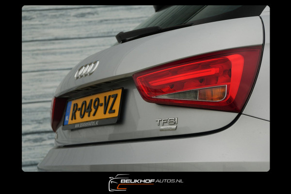 Audi A1 1.0 TFSI 2018 Trekhaak Nav Parkeersensoren Bluetooth