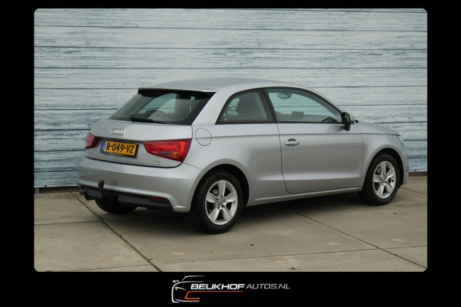 Audi A1 1.0 TFSI 2018 Trekhaak Nav Parkeersensoren Bluetooth
