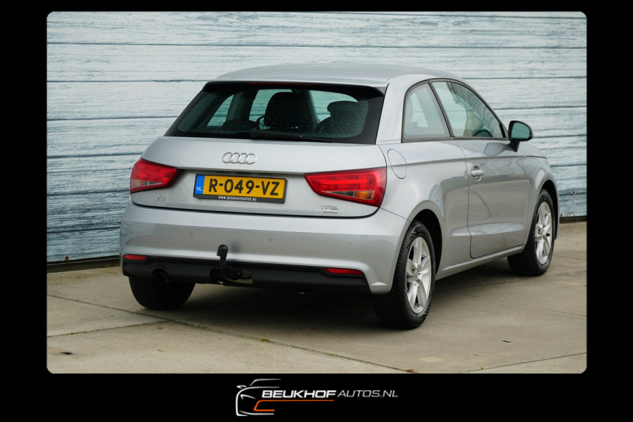 Audi A1 1.0 TFSI 2018 Trekhaak Nav Parkeersensoren Bluetooth