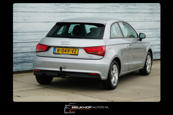 Audi A1 1.0 TFSI 2018 Trekhaak Nav Parkeersensoren Bluetooth