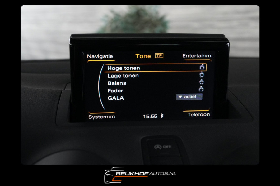 Audi A1 1.0 TFSI 2018 Trekhaak Nav Parkeersensoren Bluetooth