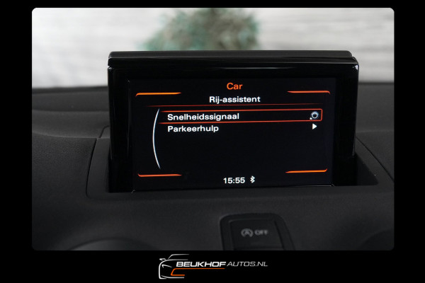Audi A1 1.0 TFSI 2018 Trekhaak Nav Parkeersensoren Bluetooth