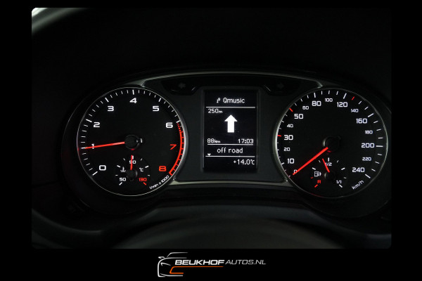 Audi A1 1.0 TFSI 2018 Trekhaak Nav Parkeersensoren Bluetooth