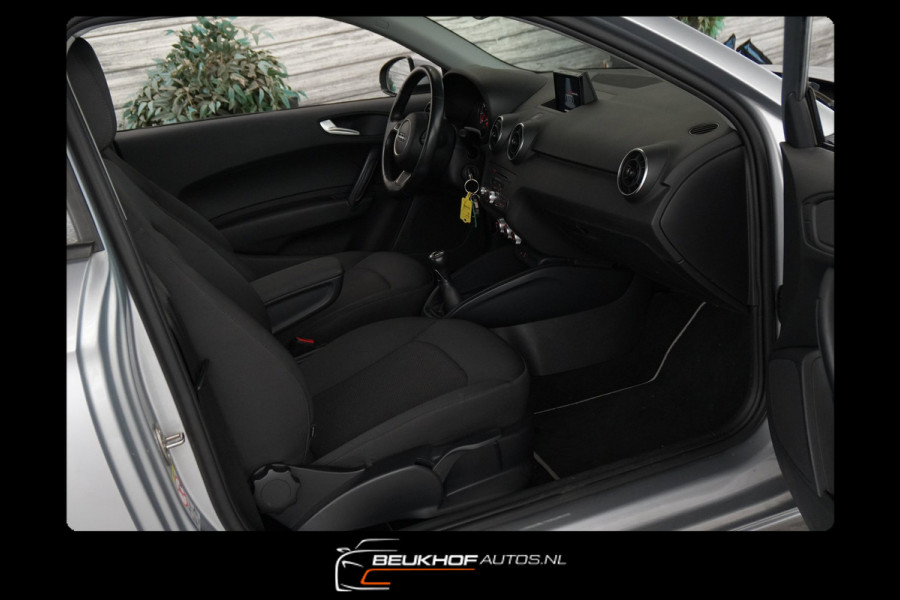 Audi A1 1.0 TFSI 2018 Trekhaak Nav Parkeersensoren Bluetooth