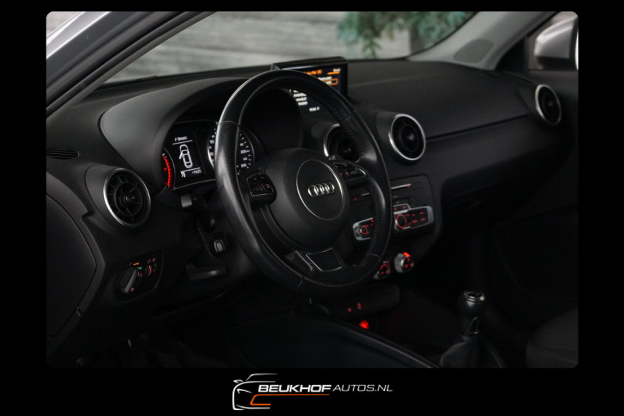 Audi A1 1.0 TFSI 2018 Trekhaak Nav Parkeersensoren Bluetooth