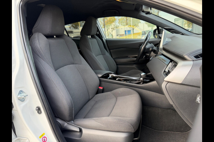Toyota C-HR 1.8 Hybrid Style, NAP, Camera, JBL, KeyLess, Trekhaak