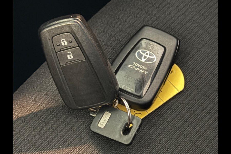 Toyota C-HR 1.8 Hybrid Style, NAP, Camera, JBL, KeyLess, Trekhaak