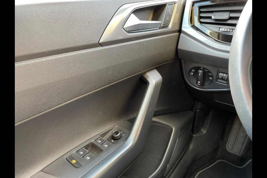 Volkswagen Polo 1.6 TDI Comfortline / Airco / Adaptief Cruise / Navi / Carplayl Dstr vv 175dkm l
