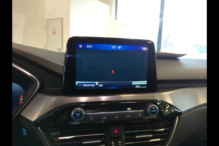 Ford Kuga 2.5 PHEV Titanium | Winter pack | Trekhaak met afneembare Kogel | Navigatie |