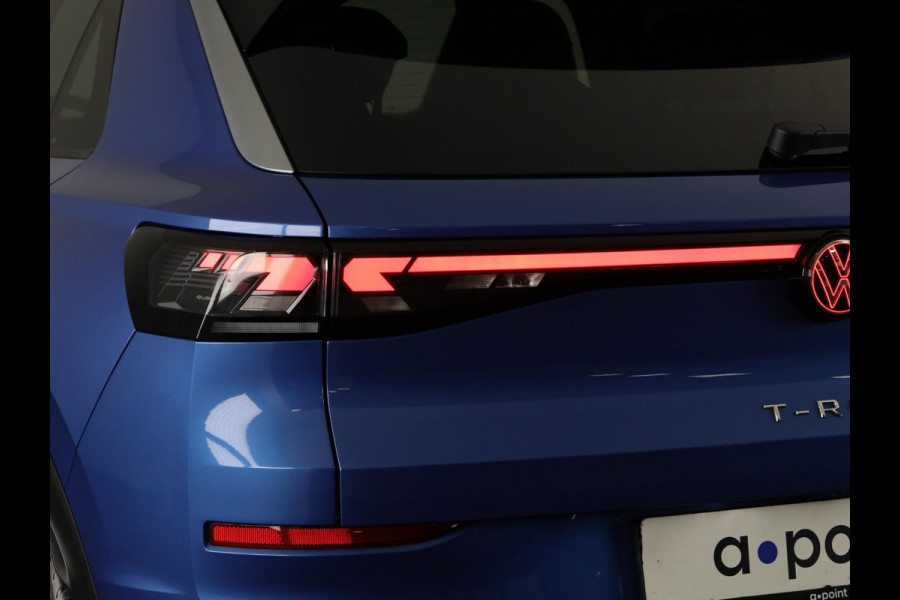 Volkswagen T-Roc 1.5 eTSI R-Line 150 PK DSG | Navigatie | Parkeercamera | Matrix LED Koplampen | Keyless entry | elektrisch achterklep |